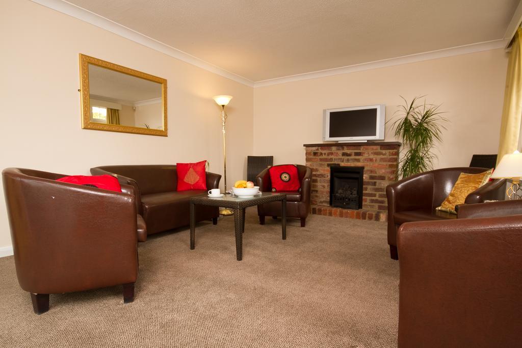 Hotel Travelrest Fareham Solent Gateway Esterno foto